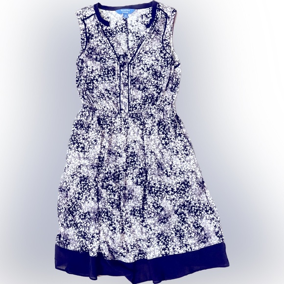 Vera Wang Sleeveless Midi Purple & White A-Line Flowered Dress - Picture 4 of 16